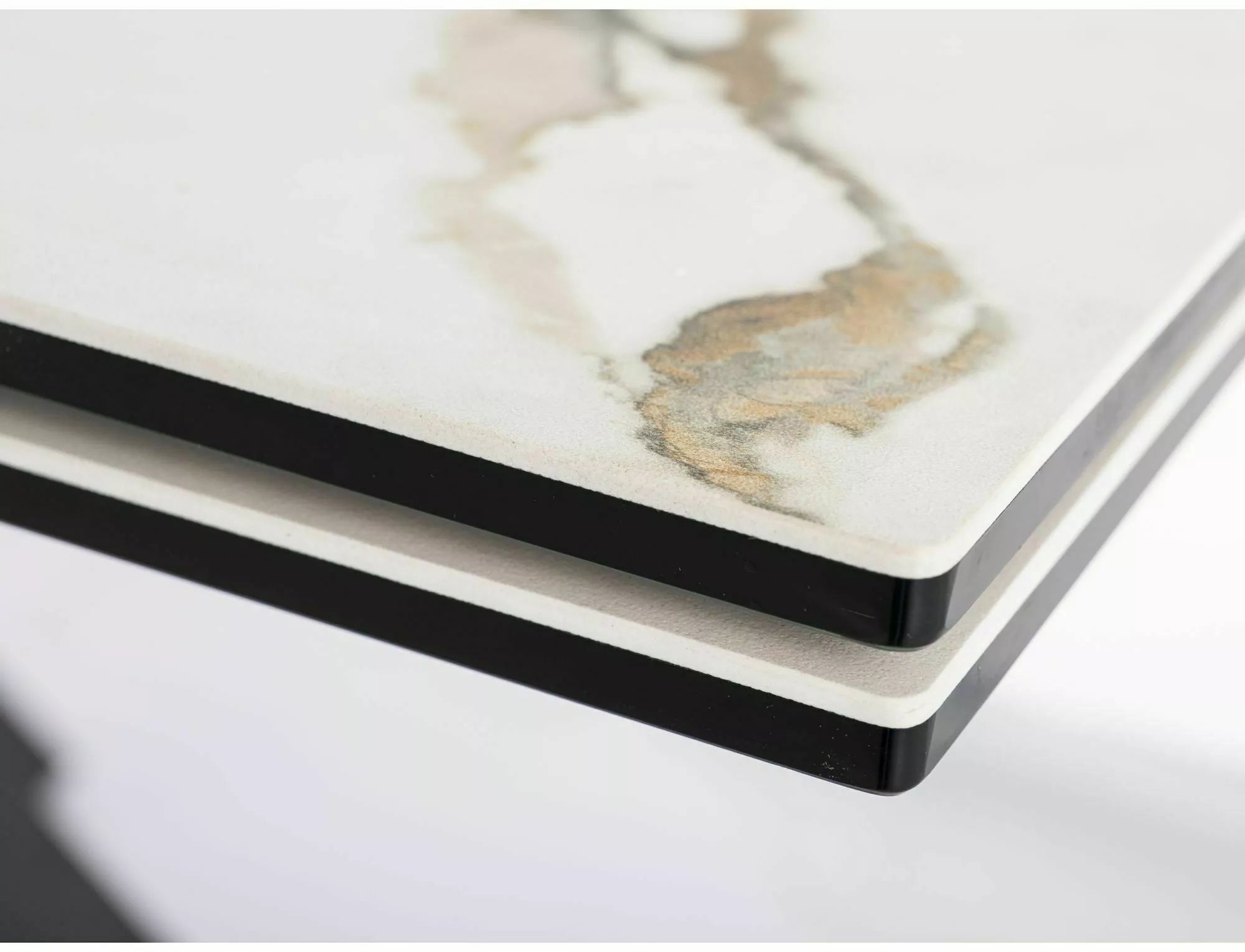 Columbus Ceramic Spisebord