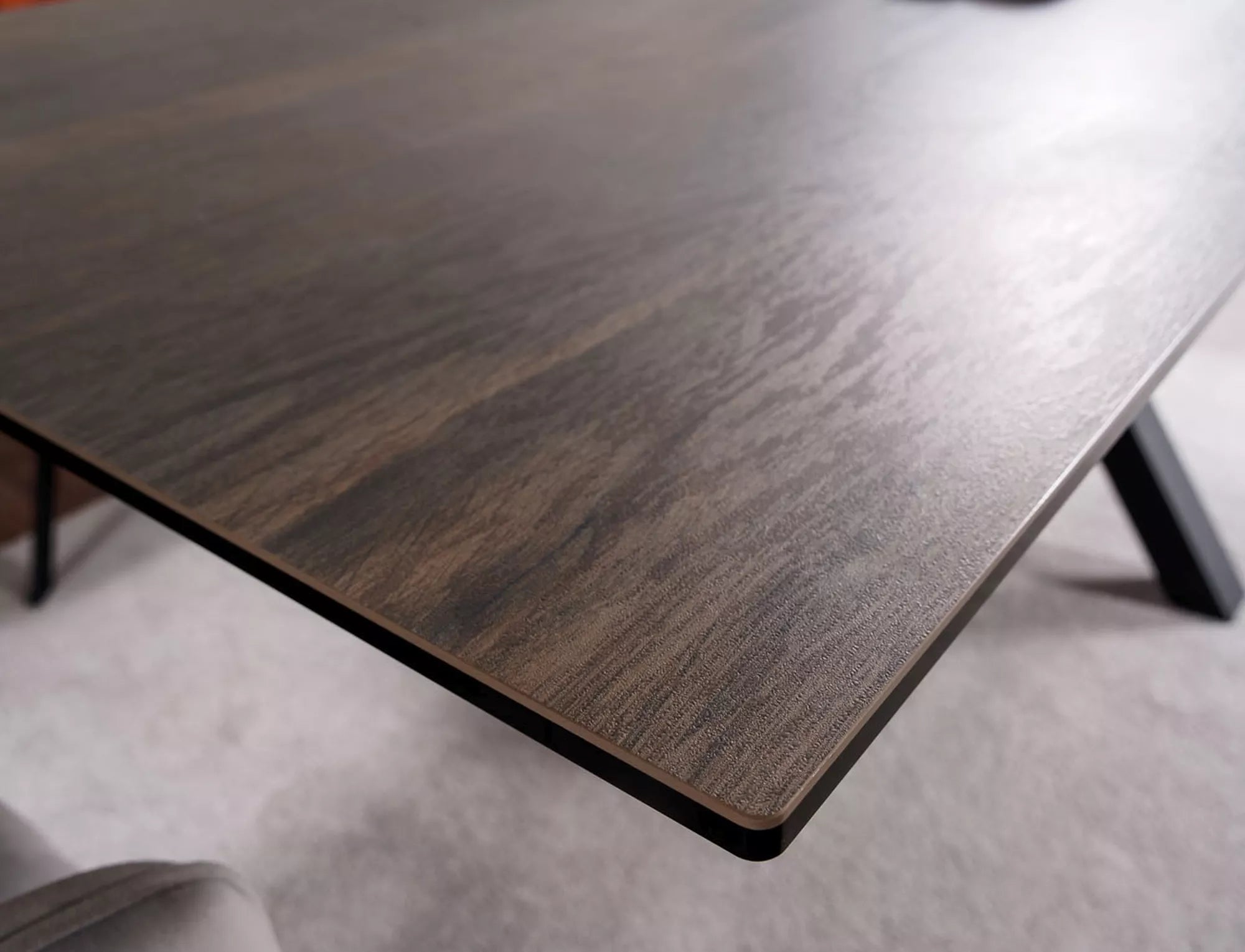 Columbus Ceramic Spisebord